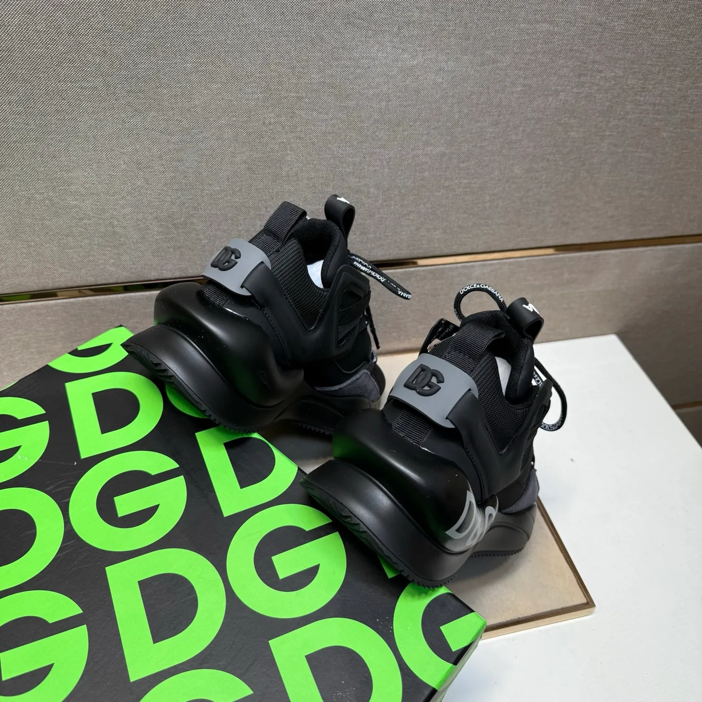 ⬛️Men's shoes💰p540 [DG～]Couple casual shoes 2025z cabinet sales simultaneously 🔶Size: 35-44#️⃣ 🔷7 colors🔜The upper is made of multi-material splicing➕Mesh lining, comfortable and breathable, sole: original comfortable and wear-resistant outsole, ⚠️real thing📱photographed🎬real thing is better📢📢📢